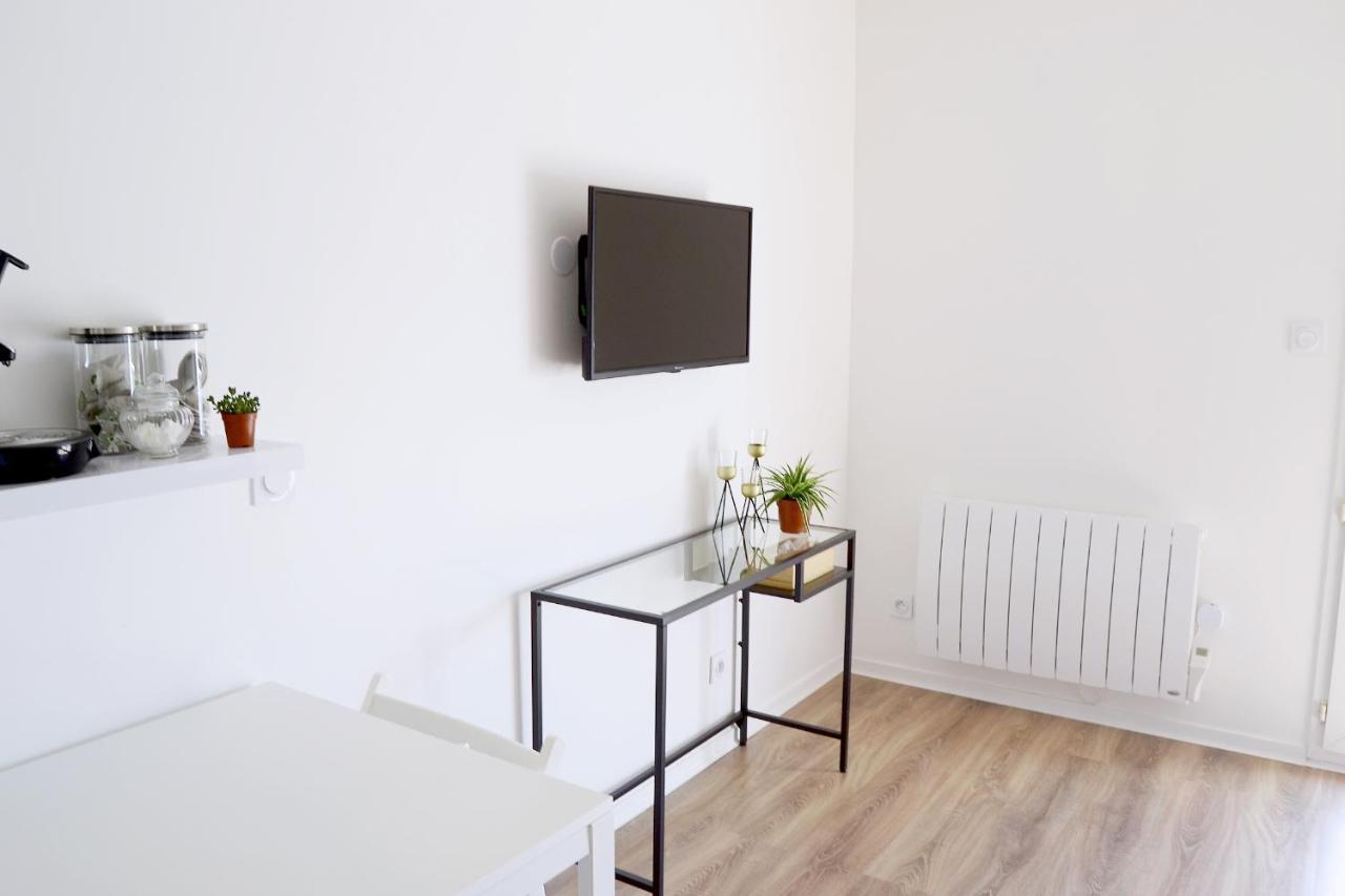 סנון Studio Belle Vue Bordeaux - Parking Prive - Netflix - Tram A מראה חיצוני תמונה